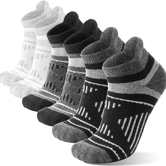 6 Pairs Of Cushioned Hiking And Running Plantar Socks